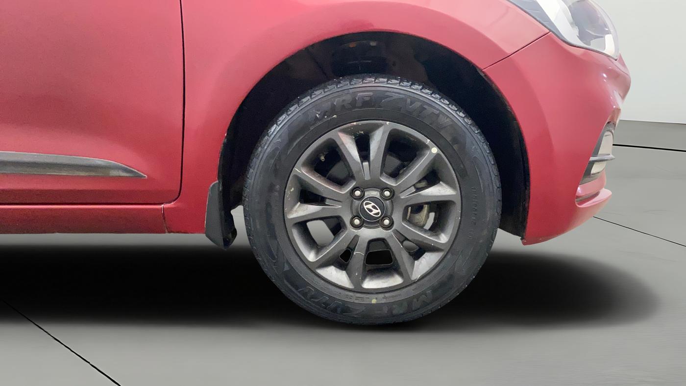 2019 Hyundai Elite i20 SPORTZ PLUS 1.2, Petrol, Manual, 31,783 km, Right Front Wheel