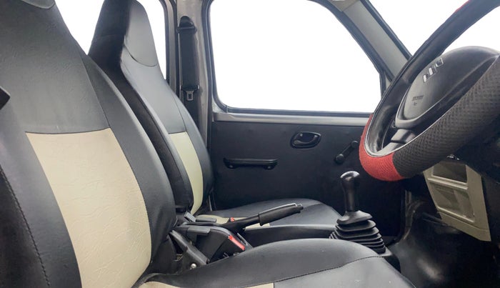 2021 Maruti Eeco 7 STR, Petrol, Manual, 76,991 km, Right Side Front Door Cabin