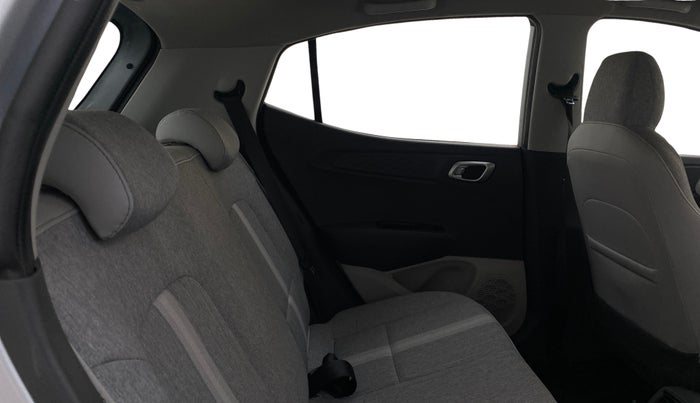 2022 Hyundai GRAND I10 NIOS ASTA AMT 1.2 KAPPA VTVT, Petrol, Automatic, 16,256 km, Right Side Rear Door Cabin