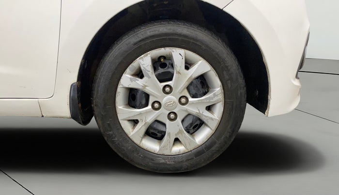 2016 Hyundai Grand i10 1.2 SPORTZ PRIME EDITION VTVT, Petrol, Manual, 68,812 km, Right Front Wheel