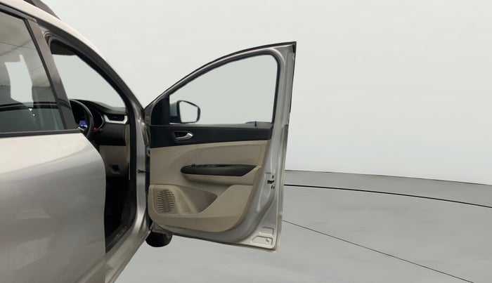 2019 Renault TRIBER RXZ, Petrol, Manual, 48,506 km, RHS Front Door