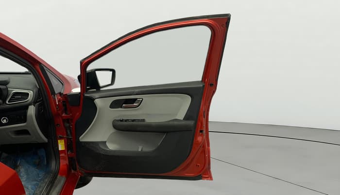2020 Tata ALTROZ XZ PETROL, Petrol, Manual, 91,016 km, RHS Front Door
