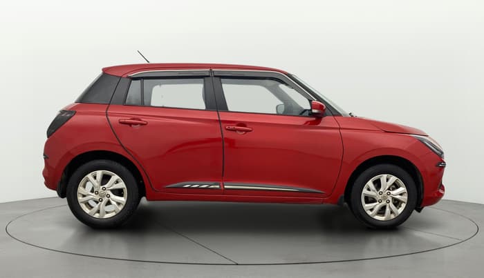 2025 Maruti Swift ZXi AMT, Petrol, Automatic, 62,398 km, Right Side View