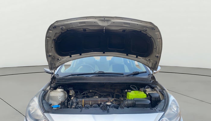 2013 Hyundai Verna FLUIDIC 1.6 VTVT SX, Petrol, Manual, 70,493 km, Open Bonet