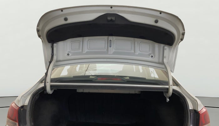 2018 Hyundai Verna 1.6 VTVT SX, Petrol, Manual, 51,957 km, Boot Door Open