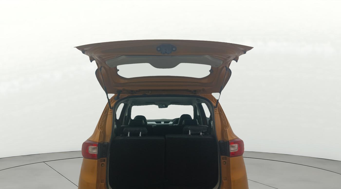 2021 Renault TRIBER RXZ, Petrol, Manual, 61,170 km, Boot Door Open
