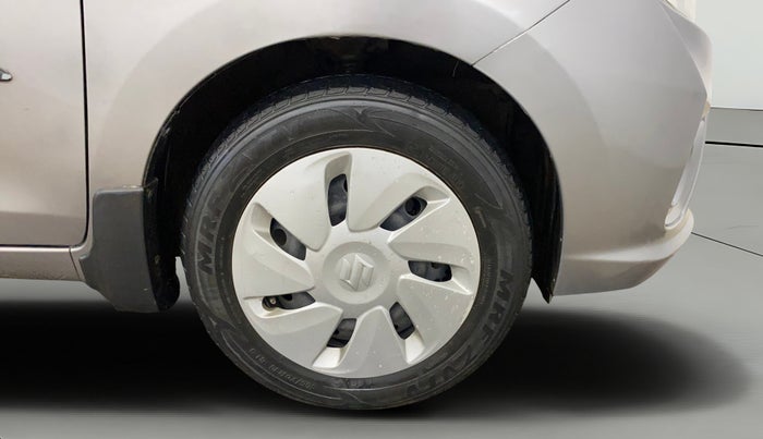 2018 Maruti Celerio VXI CNG, CNG, Manual, 45,122 km, Right Front Wheel