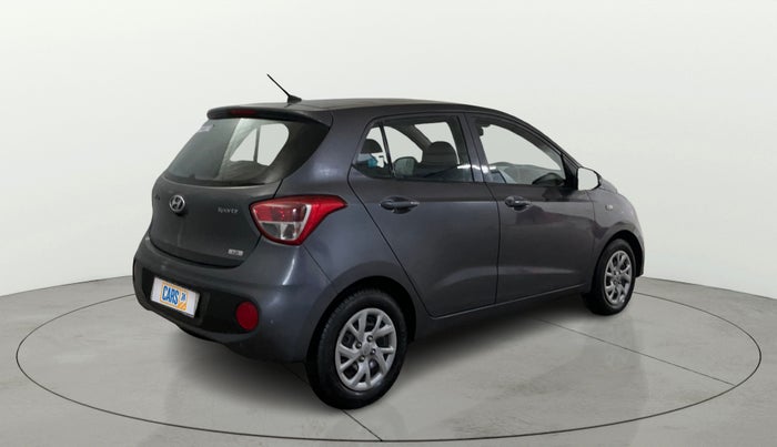 2017 Hyundai Grand i10 SPORTZ 1.2 KAPPA VTVT, Petrol, Manual, 45,957 km, Right Back Diagonal