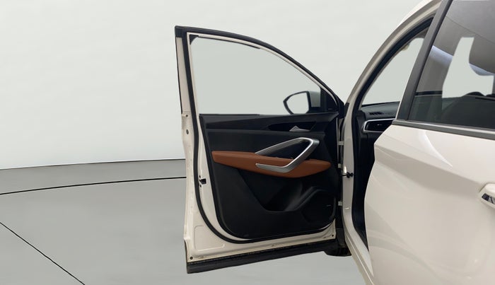 2022 MG HECTOR PLUS SHARP 2.0 DIESEL TURBO MT 6-STR, Diesel, Manual, 40,471 km, LHS Front Door