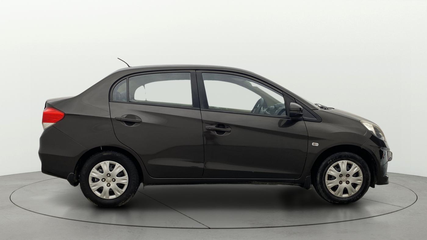 2015 Honda Amaze 1.2L I-VTEC S, Petrol, Manual, 1,11,146 km, Right Side View