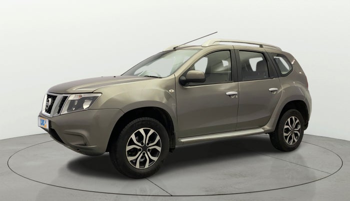 2014 Nissan Terrano XV D THP 110 PS, Diesel, Manual, 1,27,160 km, Left Front Diagonal