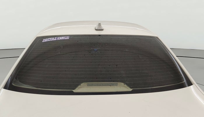 2017 Skoda Rapid AMBITION 1.6 MPI MT, Petrol, Manual, 42,422 km, Rear Windshield