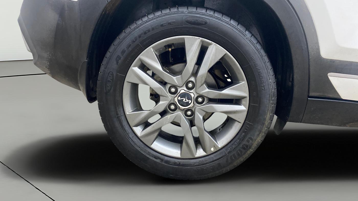 2021 KIA SELTOS HTX IVT 1.5 PETROL, Petrol, Automatic, 70,627 km, Right Rear Wheel