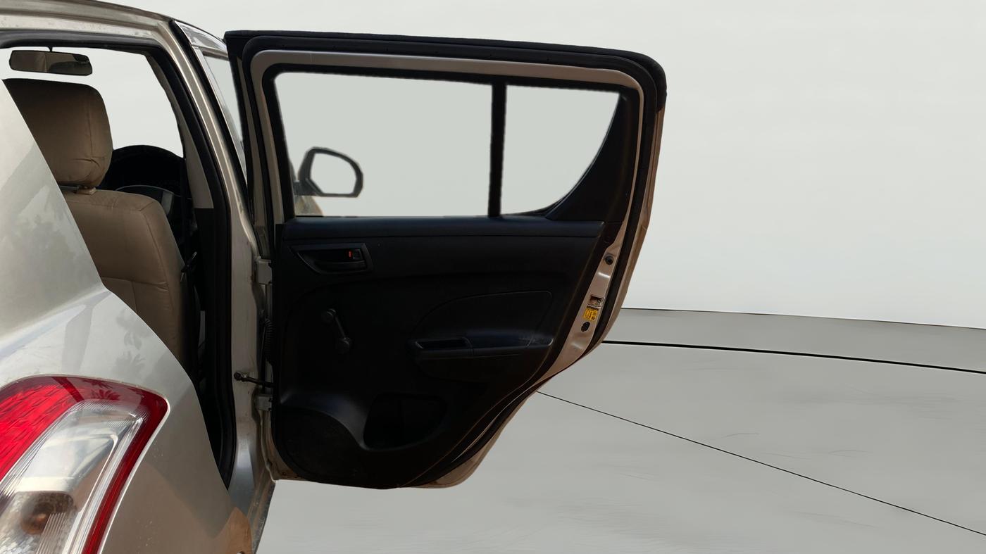 2015 Maruti Swift LXI, Petrol, Manual, 1,13,654 km, RHS Rear Door