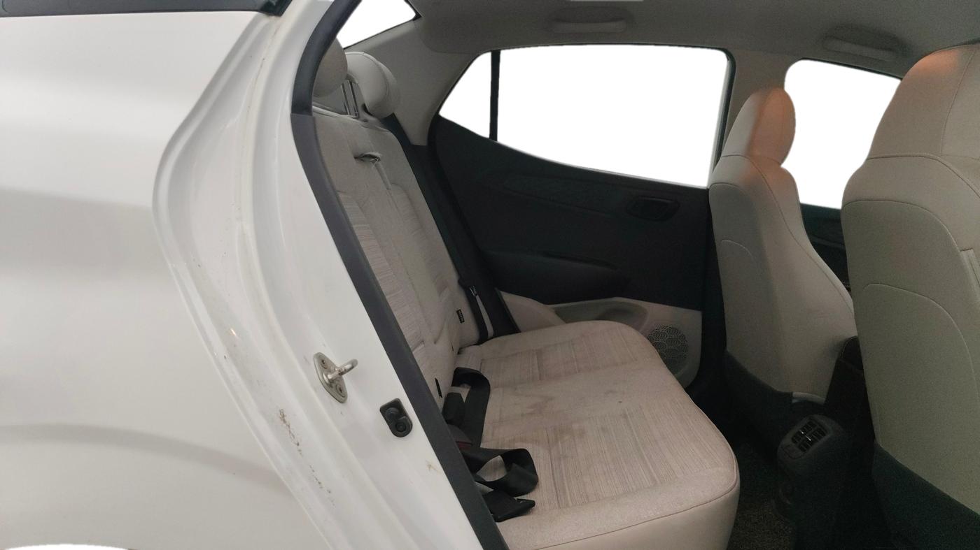 2022 Hyundai AURA S 1.2 CNG, CNG, Manual, 32,964 km, Right Side Rear Door Cabin