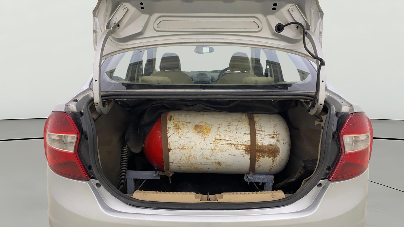 2015 Ford Figo Aspire AMBIENTE 1.2 PETROL, CNG, Manual, 1,08,212 km, Boot Open Zoomed View
