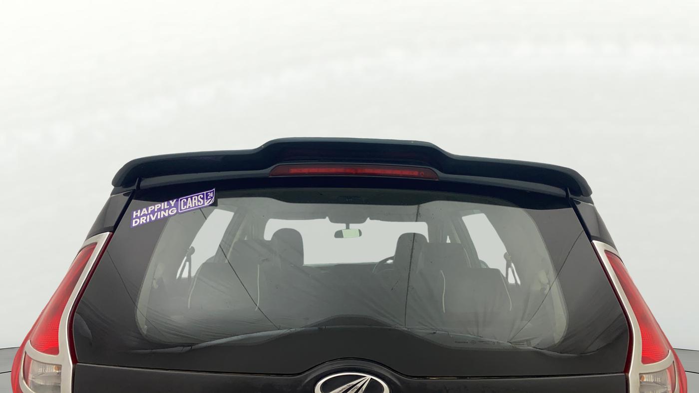 2020 Mahindra MARAZZO M2 8 STR, Diesel, Manual, 74,713 km, Rear Windshield