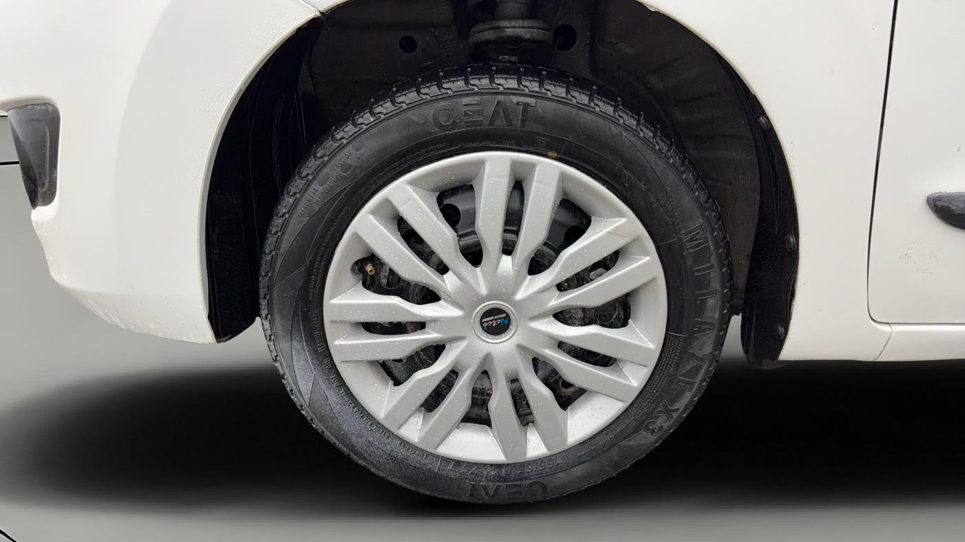 2017 Maruti Wagon R 1.0 VXI, Petrol, Manual, 79,936 km, Left Front Wheel