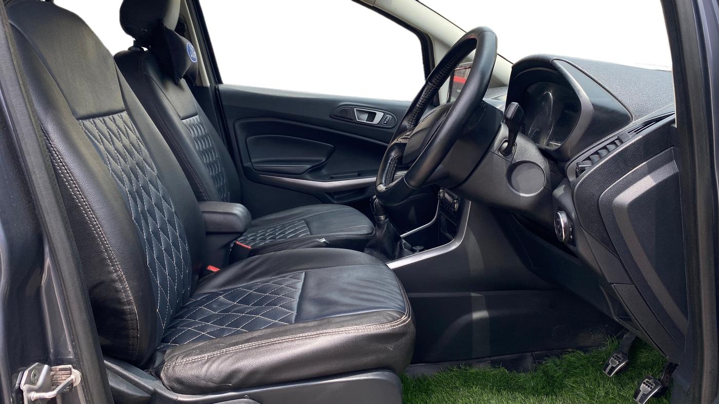 2019 Ford Ecosport TITANIUM 1.5L DIESEL, Diesel, Manual, 88,384 km, Right Side Front Door Cabin