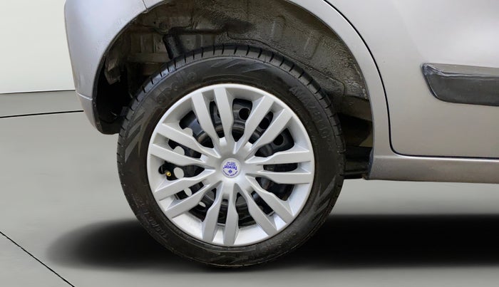 2018 Maruti Wagon R 1.0 VXI AMT, Petrol, Automatic, 22,191 km, Right Rear Wheel