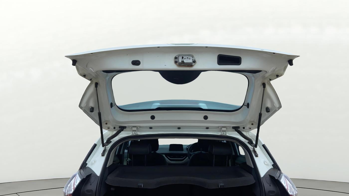2021 Tata NEXON XZ PLUS PETROL, Petrol, Manual, 43,746 km, Boot Door Open