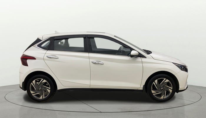 2023 Hyundai NEW I20 ASTA (O) 1.2 MT, Petrol, Manual, 6,991 km, Right Side View