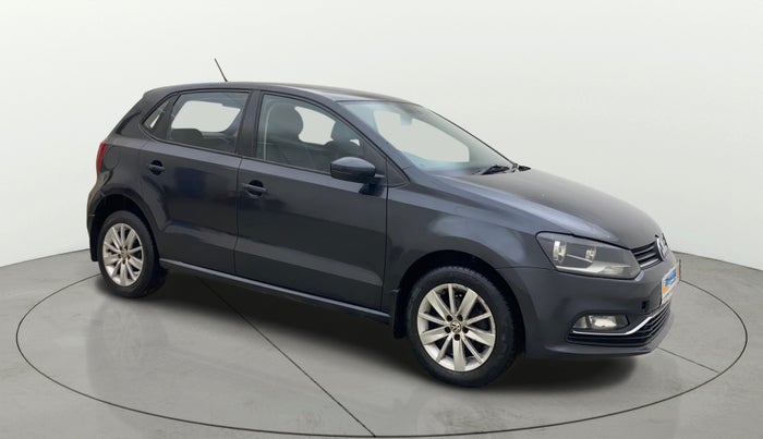 2015 Volkswagen Polo HIGHLINE1.5L, Diesel, Manual, 1,43,737 km, SRP