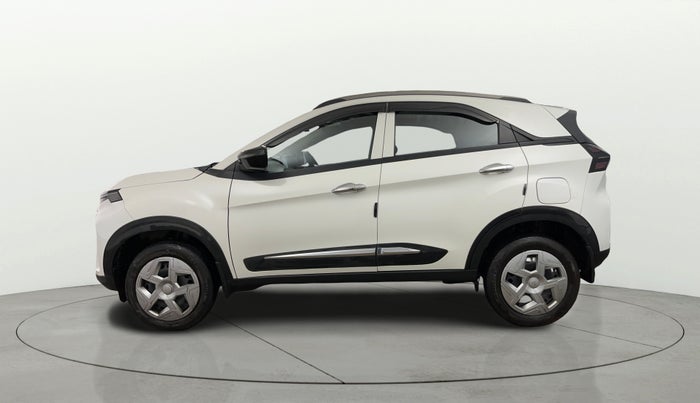 2024 Tata NEXON SMART+ SUNROOF 1.2 PETROL, Petrol, Manual, 27,925 km, Left Side