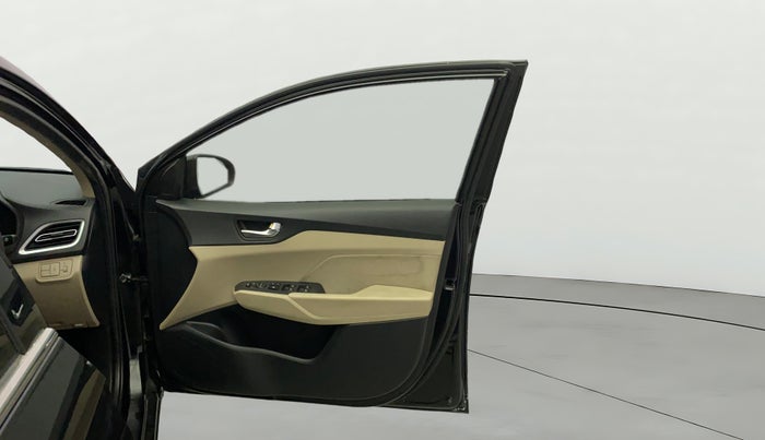 2021 Hyundai Verna SX 1.5 VTVT, Petrol, Manual, 33,636 km, RHS Front Door