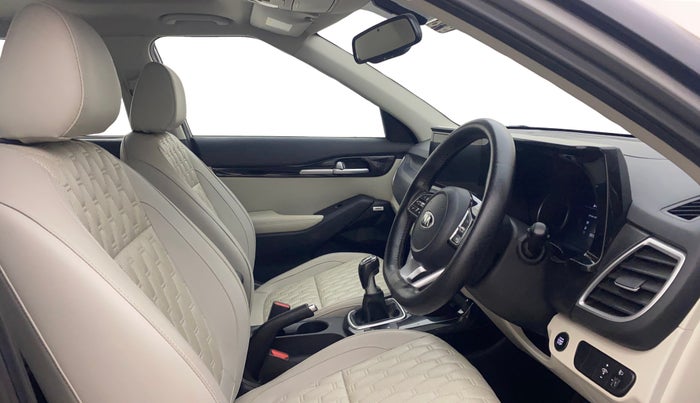 2020 KIA SELTOS HTX PLUS 1.5 DIESEL, Diesel, Manual, 92,733 km, Right Side Front Door Cabin