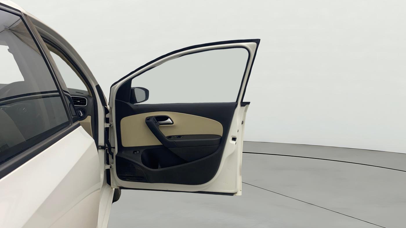 2019 Volkswagen Vento HIGHLINE PLUS 1.2 AT 16 ALLOY, Petrol, Automatic, 65,345 km, RHS Front Door