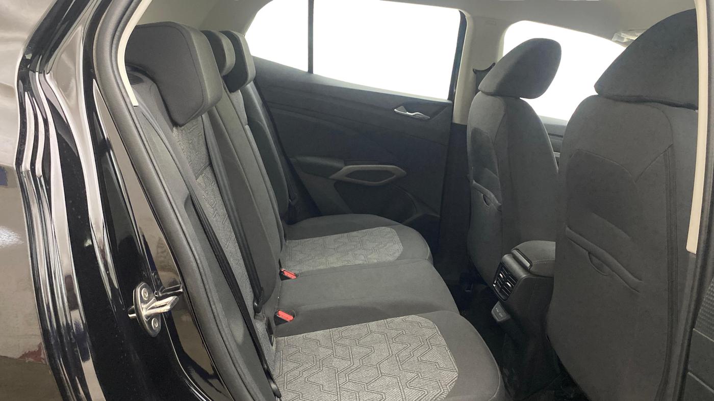 2025 Skoda Kylaq Signature, Petrol, Manual, 6,224 km, Right Side Rear Door Cabin