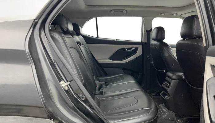 2022 Hyundai Creta SX EXECUTIVE 1.5 PETROL, Petrol, Manual, 79,869 km, Right Side Rear Door Cabin