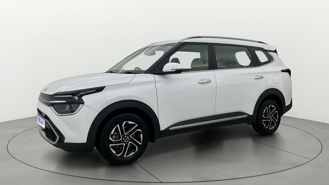 2024 KIA CARENS LUXURY PLUS 1.5 IMT PETROL, Petrol, Manual, 70,993 km, Left Front Diagonal