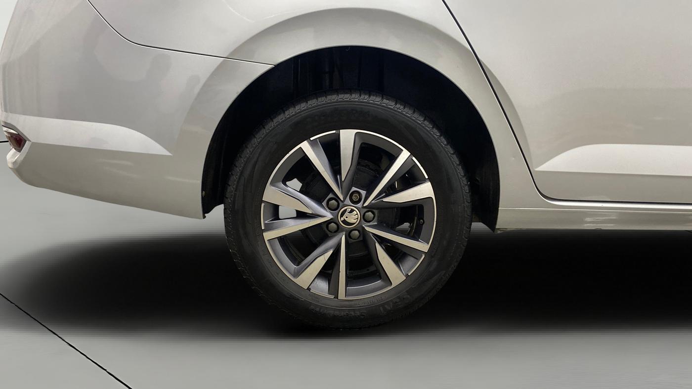 2022 Skoda SLAVIA STYLE 1.5L TSI DSG, Petrol, Automatic, 66,460 km, Right Rear Wheel