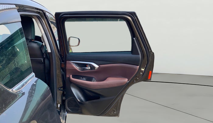 2022 Maruti Grand Vitara ZETA SMART HYBRID, Petrol, Manual, 40,249 km, RHS Rear Door