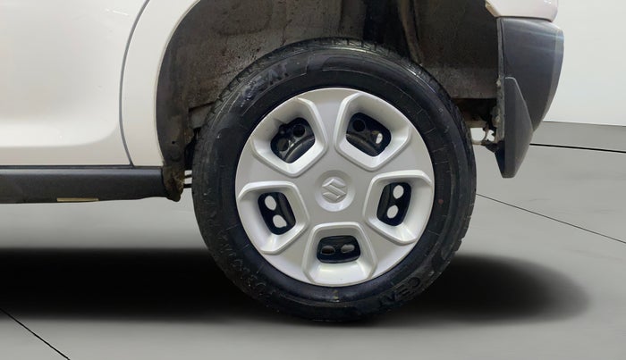 2024 Maruti S PRESSO VXI S-CNG, CNG, Manual, 32,883 km, Left Rear Wheel