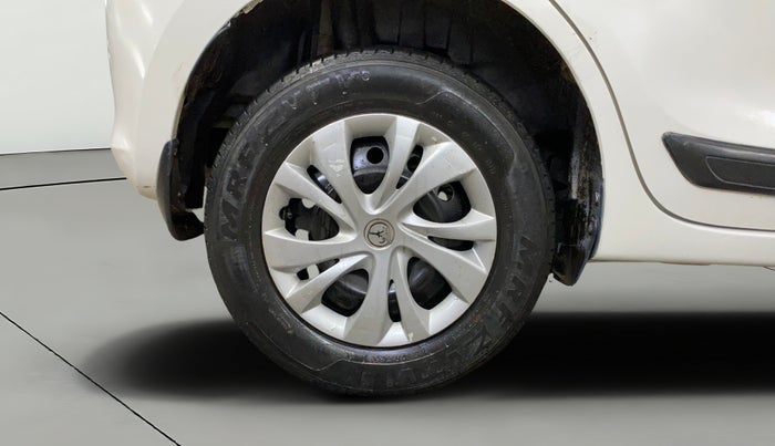 2020 Maruti Swift VXI, Petrol, Manual, 1,18,250 km, Right Rear Wheel