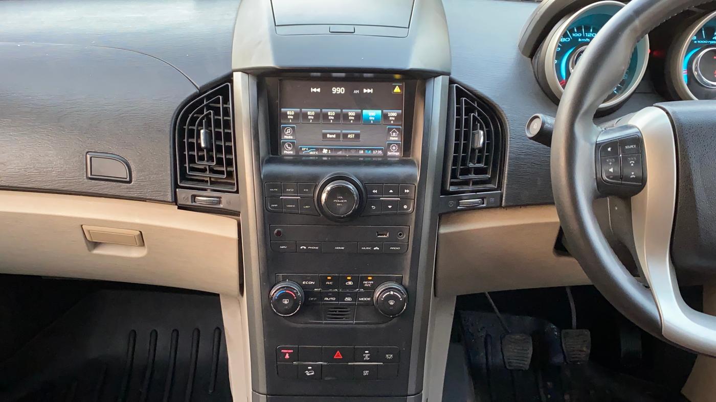 2016 Mahindra XUV500 W8, Diesel, Manual, 83,424 km, Air Conditioner