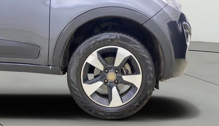 2019 Tata NEXON XZA PLUS PETROL, Petrol, Automatic, 34,479 km, Right Front Wheel