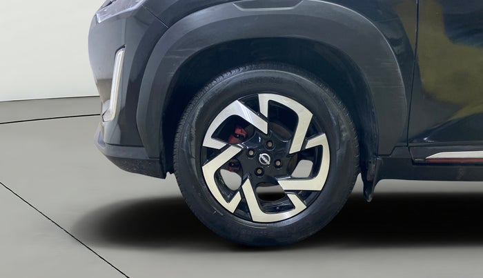 2023 Nissan MAGNITE XV TURBO CVT RED EDITION, Petrol, Automatic, 38,860 km, Left Front Wheel