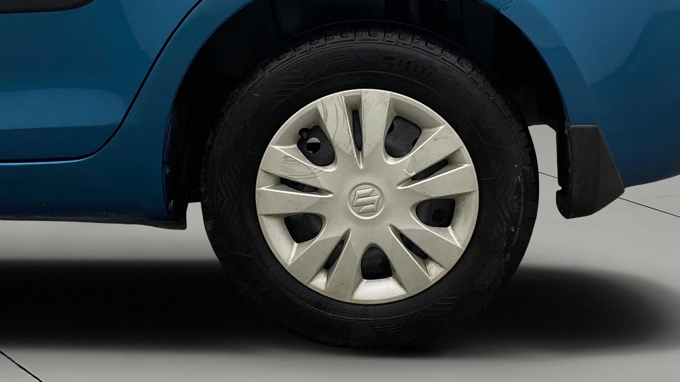 2014 Maruti Swift Dzire VXI, Petrol, Manual, 69,064 km, Left Rear Wheel