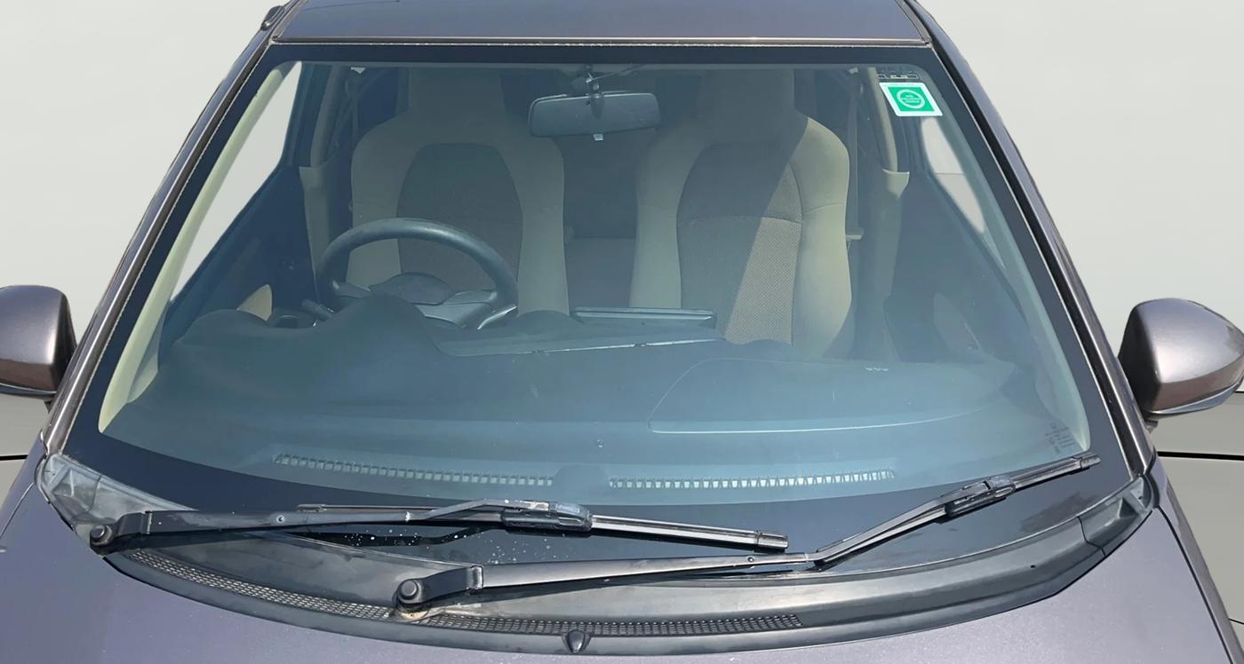 2015 Honda Brio VX AT, Petrol, Automatic, 80,015 km, Front Windshield