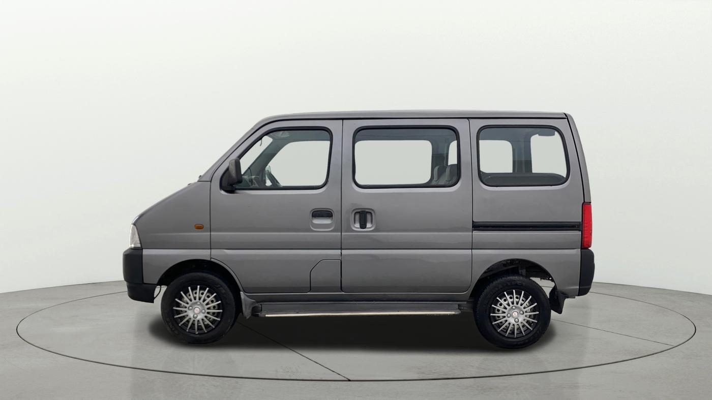 2022 Maruti Eeco 5 STR AC, Petrol, Manual, 28,263 km, Left Side