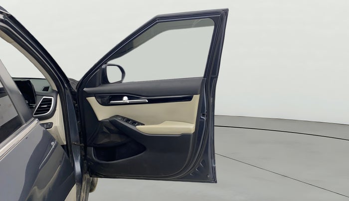 2020 KIA SELTOS HTX 1.5 PETROL, Petrol, Manual, 97,085 km, RHS Front Door