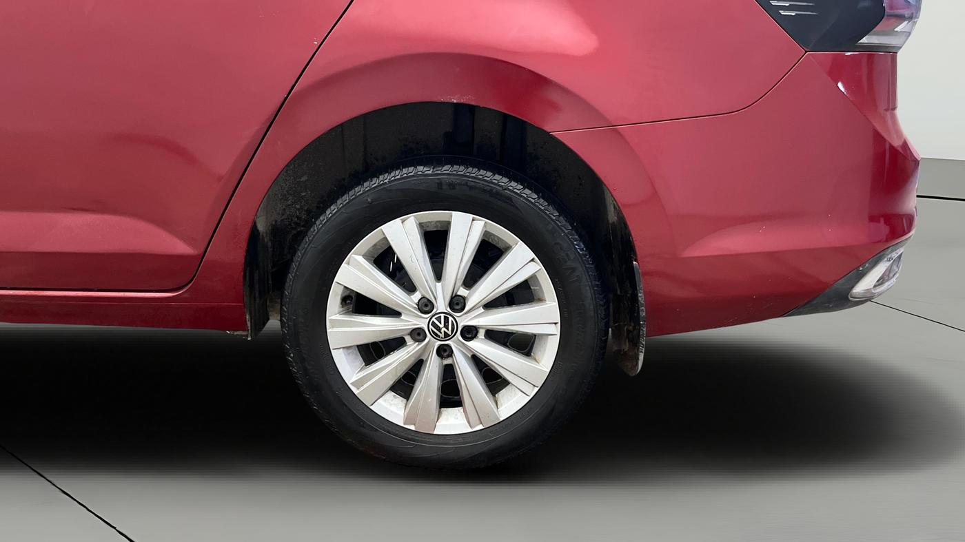 2022 Volkswagen VIRTUS HIGHLINE TSI 1.0 AT, Petrol, Automatic, 66,880 km, Left Rear Wheel