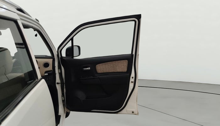 2018 Maruti Wagon R 1.0 VXI AMT, Petrol, Automatic, 41,948 km, RHS Front Door