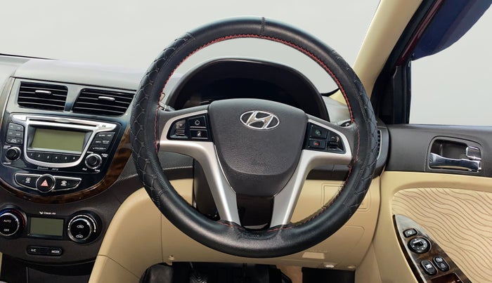 2014 Hyundai Verna FLUIDIC 1.6 VTVT SX, Petrol, Manual, 34,571 km, Steering Wheel Close Up