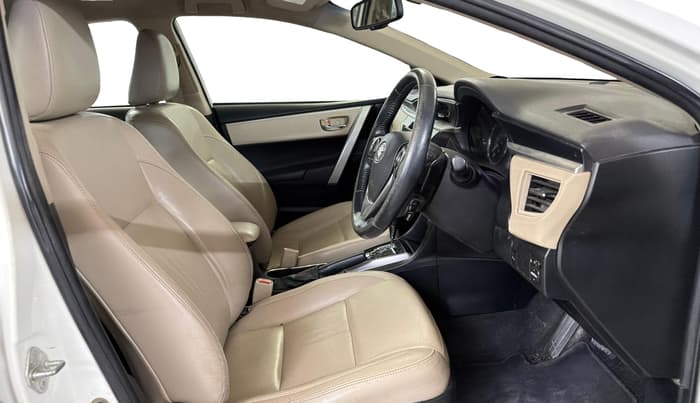 2016 Toyota Corolla Altis VL CVT PETROL, Petrol, Automatic, 86,275 km, Right Side Front Door Cabin