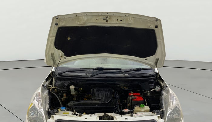 2015 Maruti Ertiga VXI CNG, CNG, Manual, 72,278 km, Open Bonet